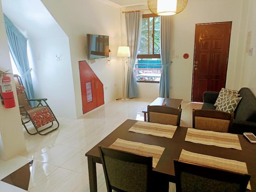 Alona Whitehouses Resort Panglao Esterno foto